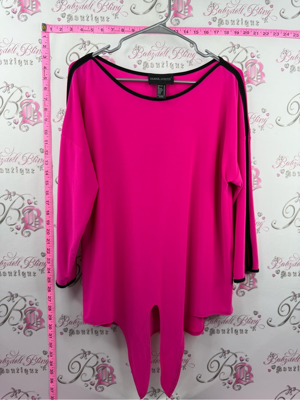Frank Lyman blouse tie up hem Design Bright Fuchsia Tunic with Black Trim